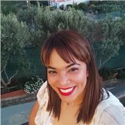 Licenciada en Administración de Empresas con Componente Docente. Capacitada para dar clases a estudiantes de bachillerato